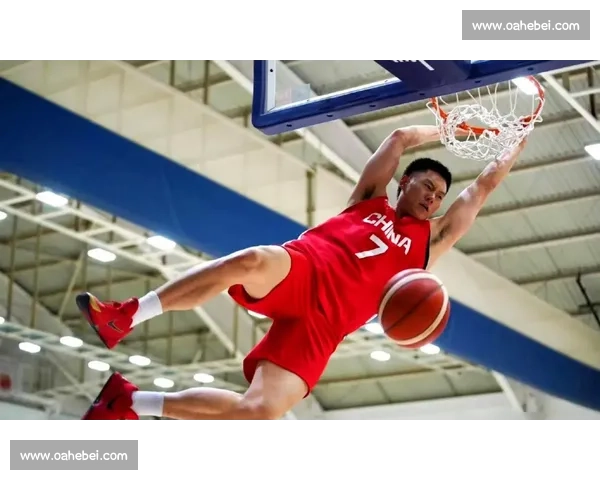 篮板争夺关键时刻决定胜负 探讨篮球比赛中篮板的重要性与技巧